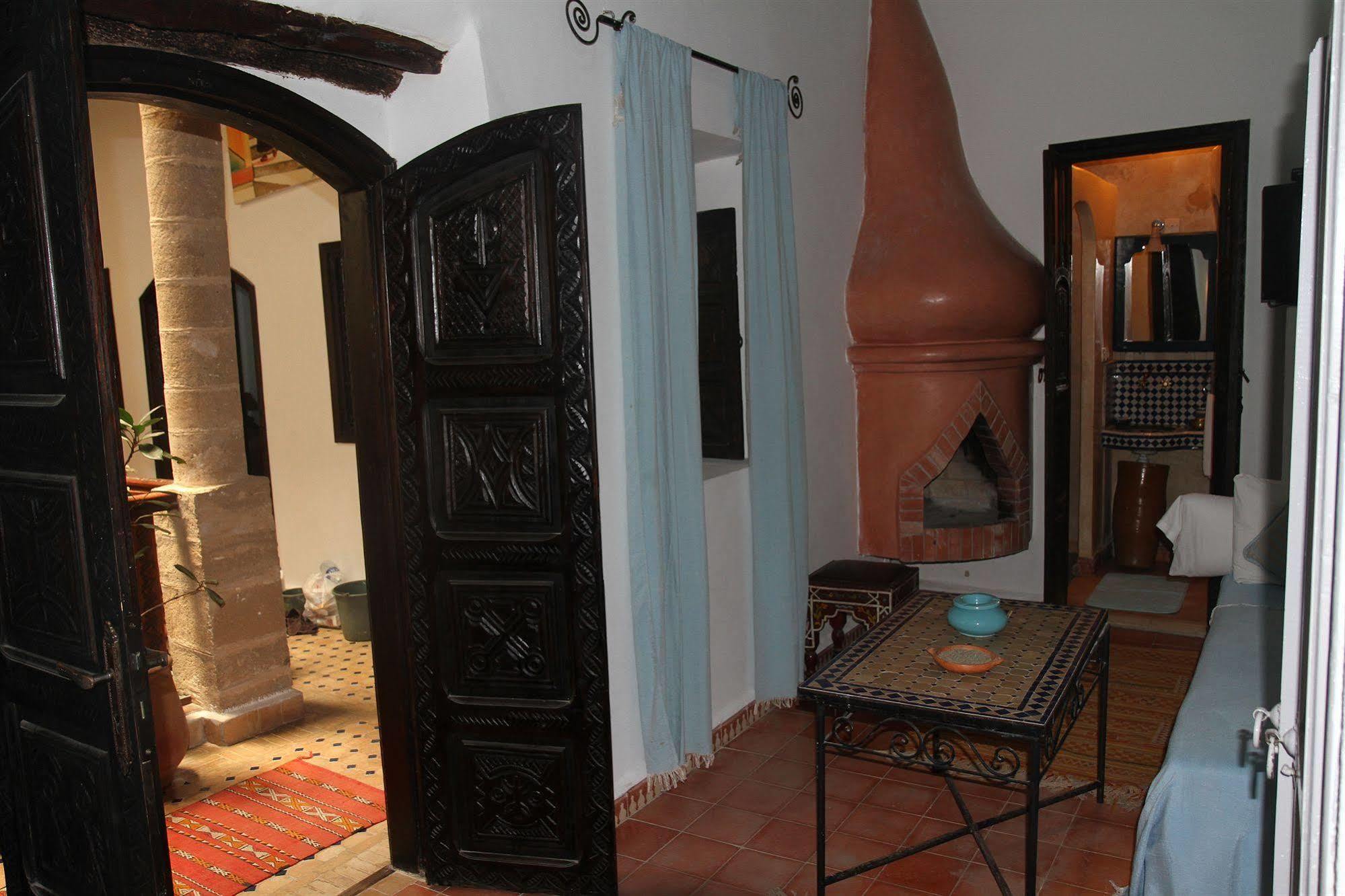 Riad Chakir Mogador Эс-Сувейра Экстерьер фото